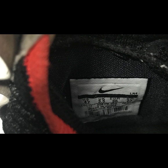 Nike LeBron 15 Black Bright Crimson size 4Y used - Picture 6 of 6